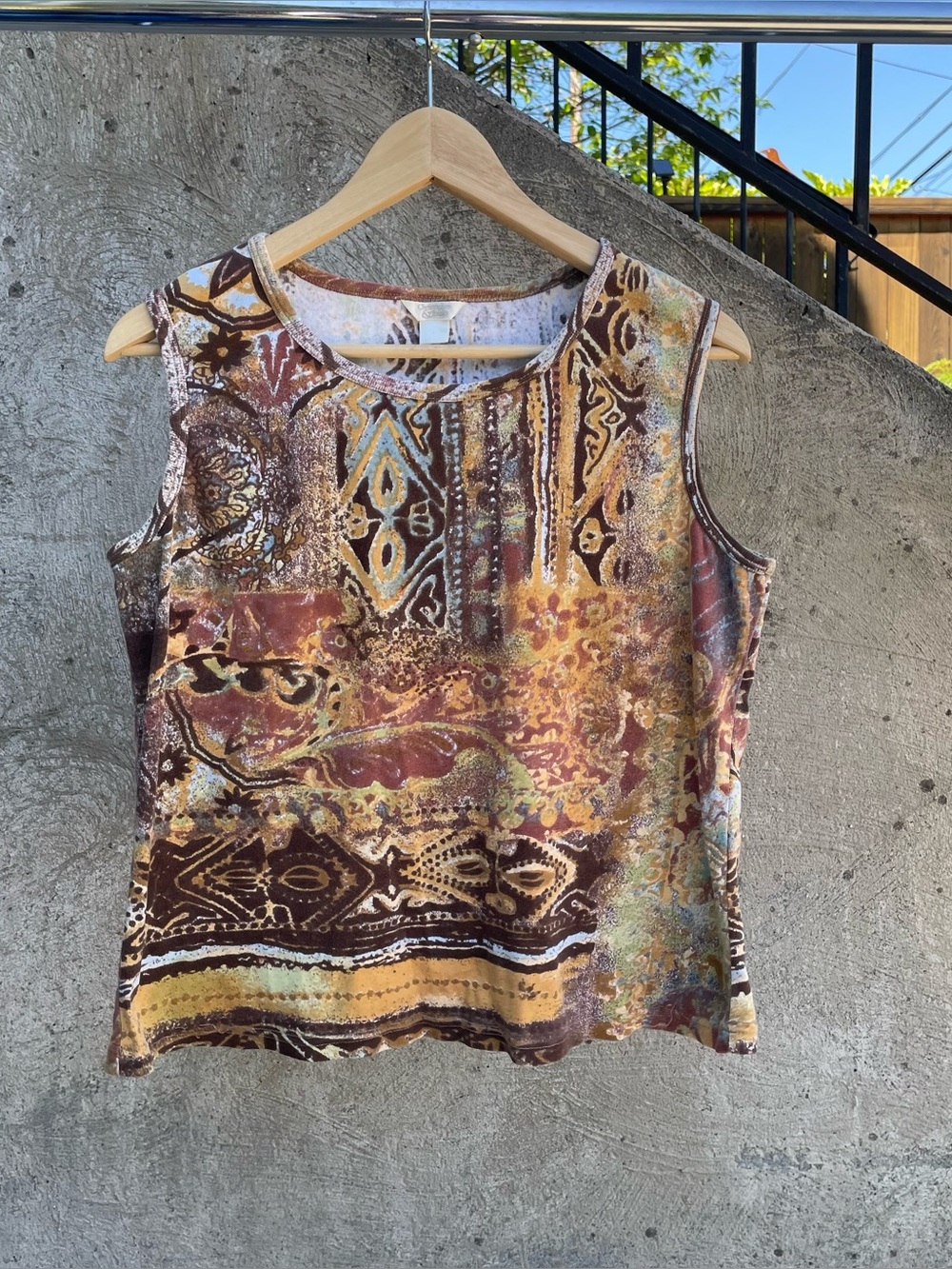 Christopher and Banks abstract earthy tank top size large